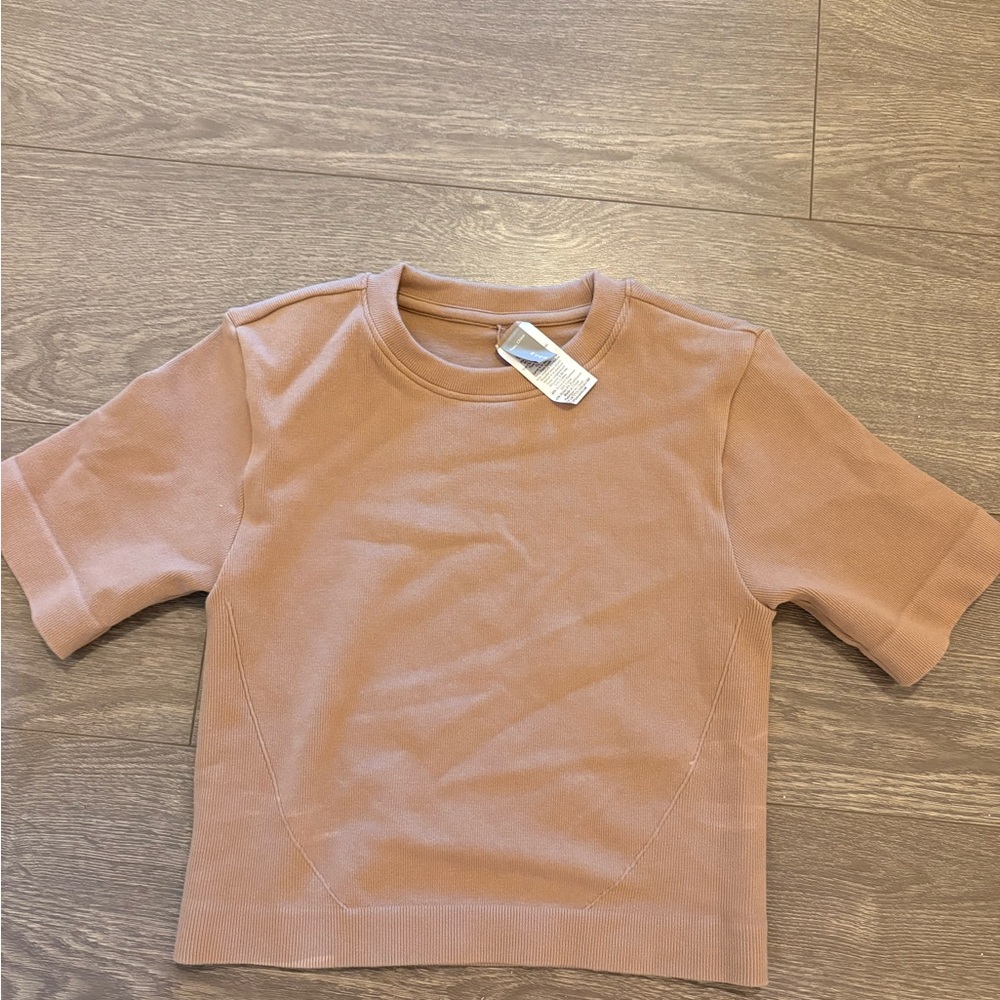 Everlane top